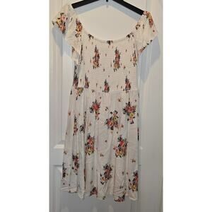 Torrid Floral off/on the shoulder shirred bodice sz 2 US 18-20
